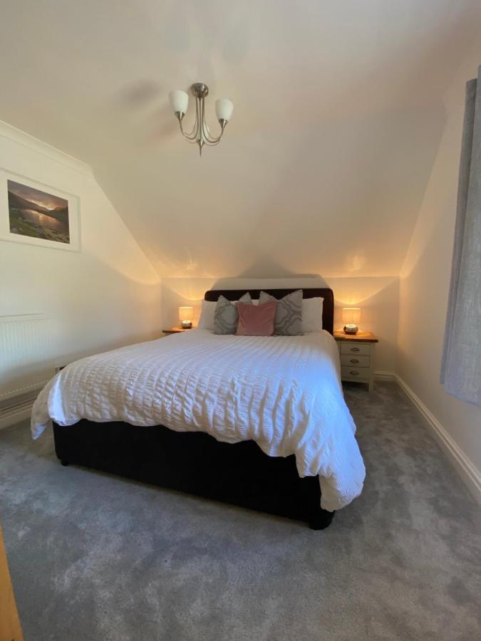 Holiday home Modern 4-bed Llanwrst Town Centre & Parking - Snowdonia! Near Betws-y-coed Llanrwst